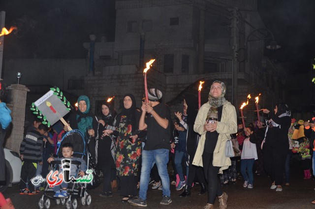  كفرقاسم- فيديو:  :مسيرة المشاعل .. تحدث القلب وبكت العيون .. وامسية سياسية بتألق عمر وابداع سجود الذي ابهر الحضور